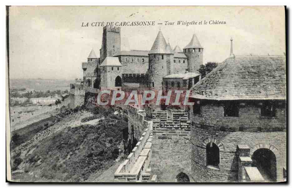 CPA Cite De Carcassonne Tour Wisigothe Et Le Chateau