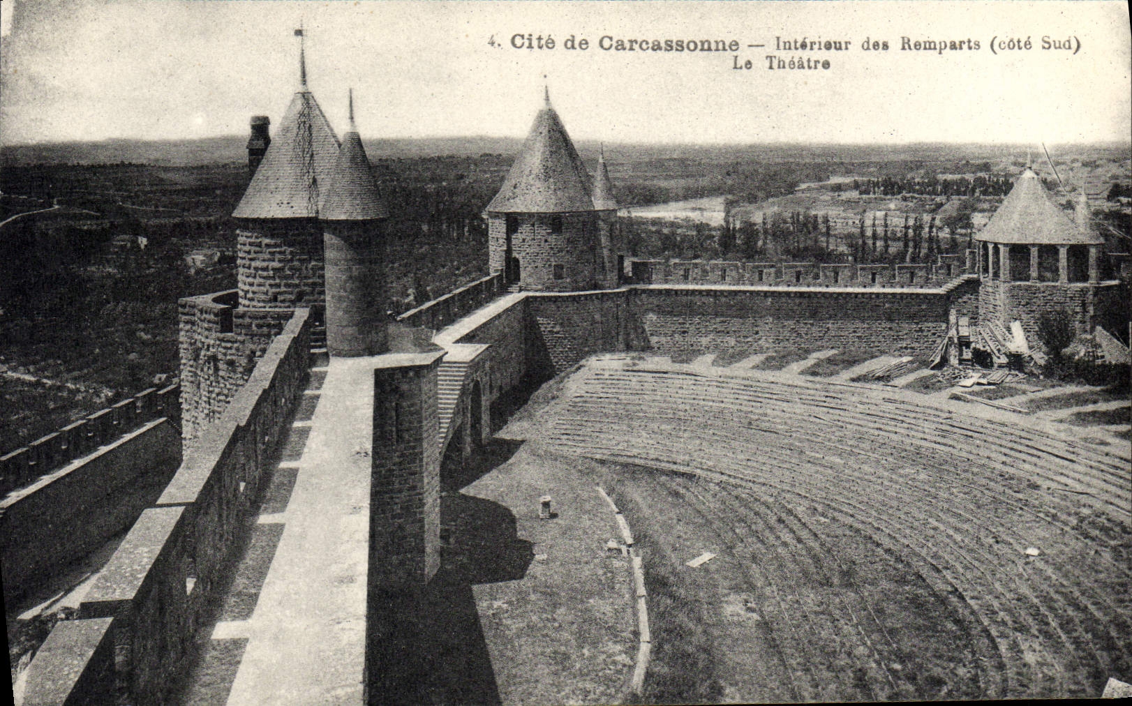 Cité de Carcassonne — Intérieur des Remparts (côté Sud) — Le Théâtre — Phot. A. TINIAUX, Toulouse