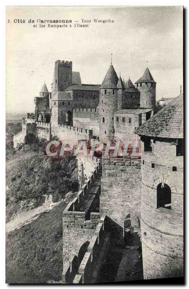 CPA Cite De Carcassonne Tour Wisigothe et les remparts de l'Ouest