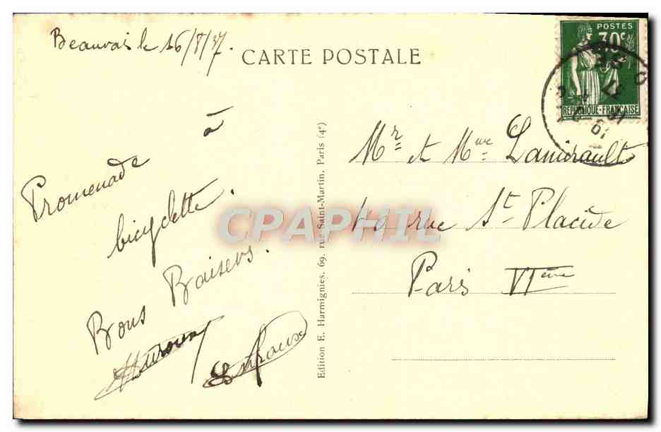 Beauvais — Die Kathedrale (13. Jahrhundert) und Türme des Palastes der Justiz — Rückseite