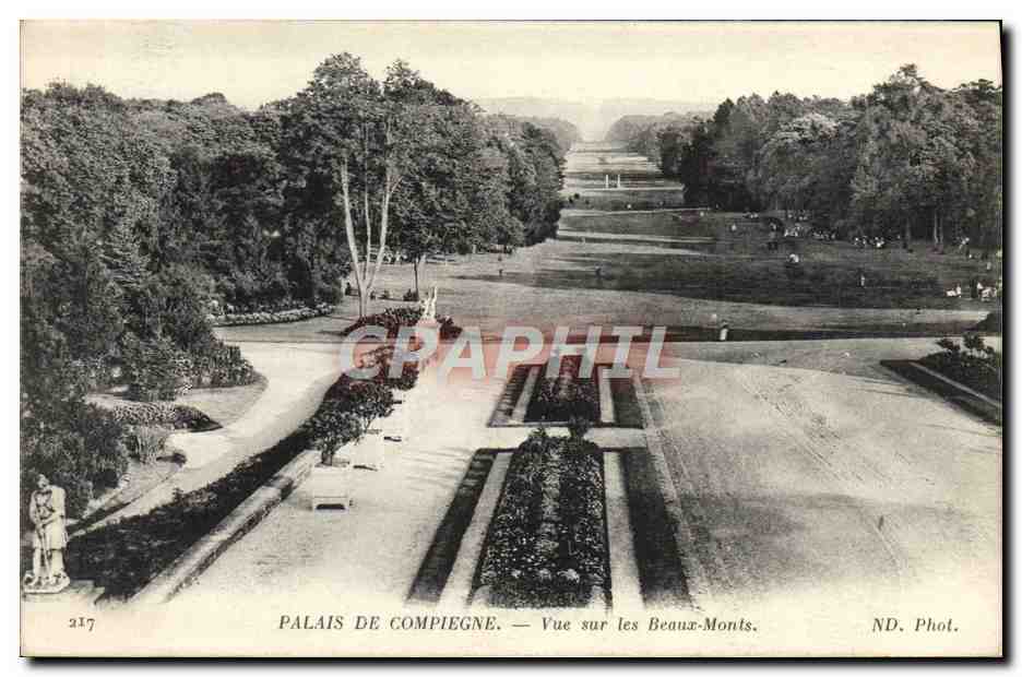 CPA Palais De Compiegne Vue Sur Les Beaux Monts