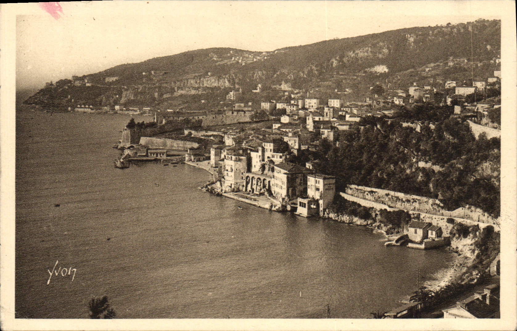 Villefranche-sur-Mer — vue générale — Les Éditions d'Art Yvon, n°175