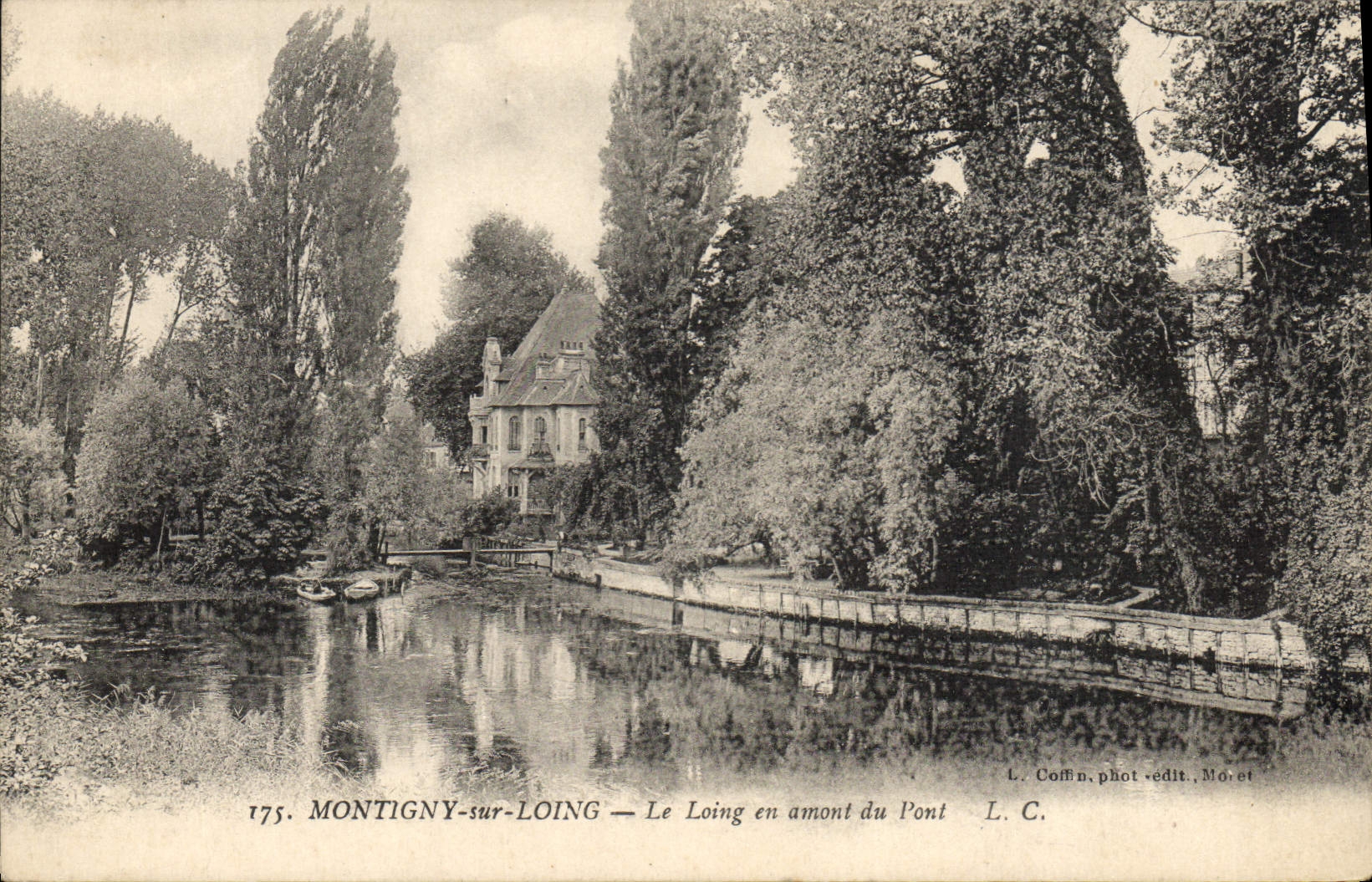CPA Montigny Sur Loing Le Loing En Amont Du Pont