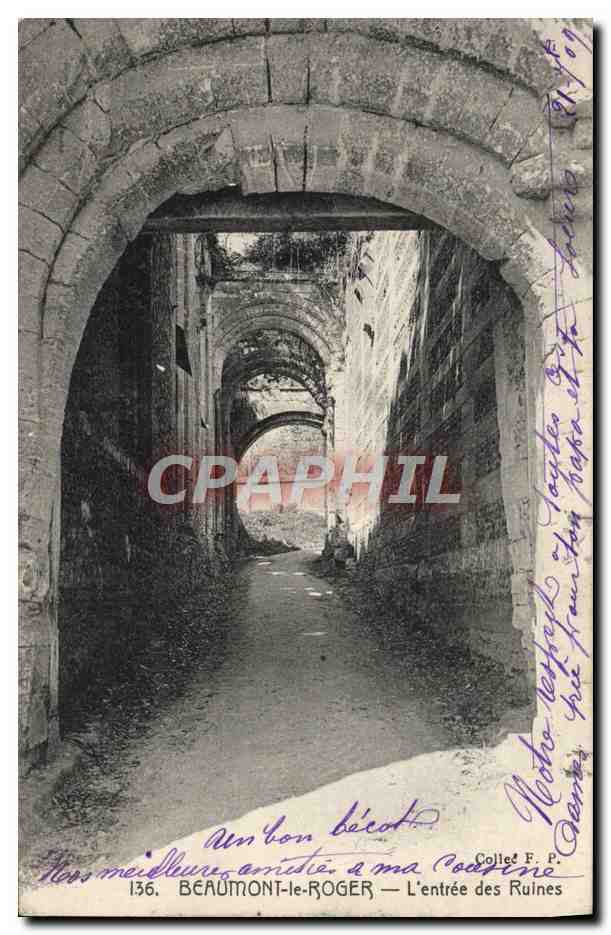 CPA Beaumont le Roger L'entree des Ruines