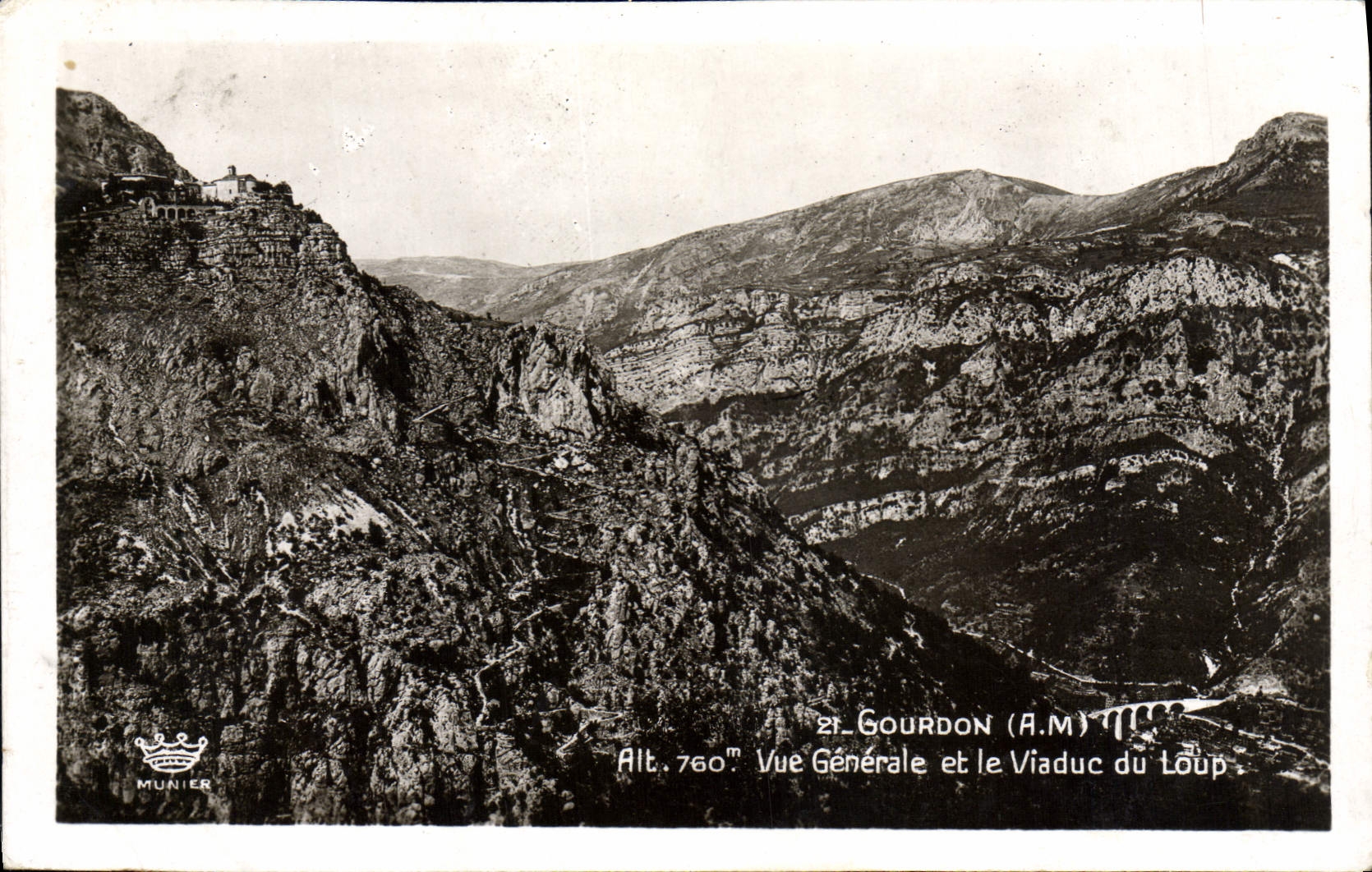 CPA Gourdon Vue generale et le viaduc du loup