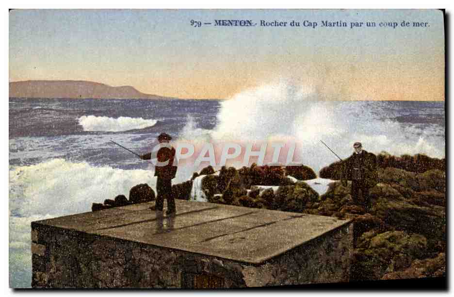 CPA Menton Rocher du Cap Martin par un coup de mer 