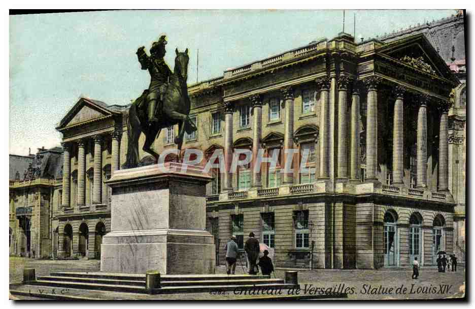 CPA Versailles Statue de Louis XIV