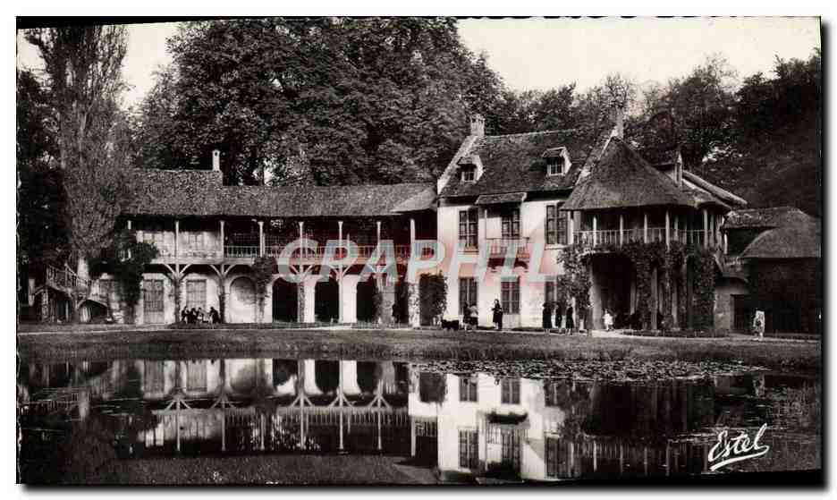 CPM Versailles Le Hameau Maison de la Reine