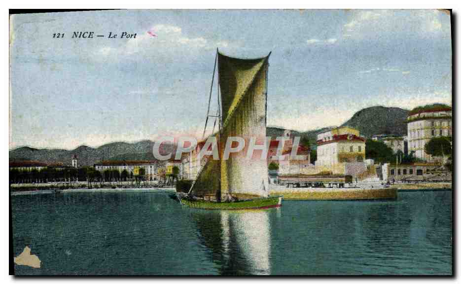 CPA Nice Le Port Bateau