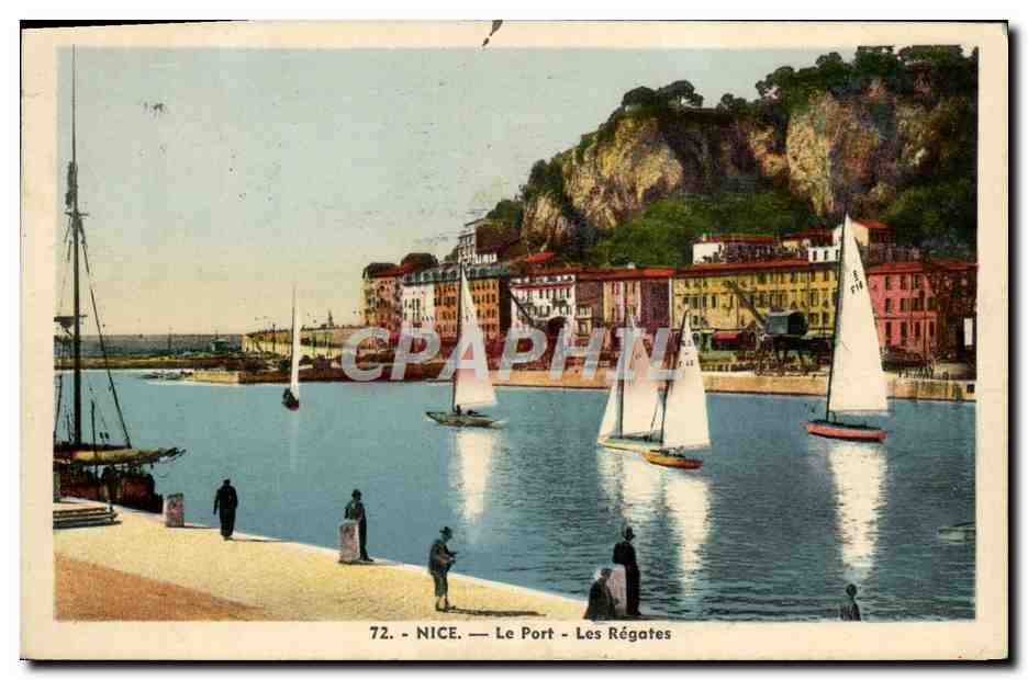 CPA Nice Le Port Les Regates Bateaux