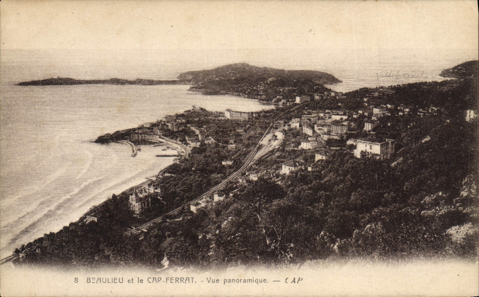 CPA Beaulieu Et Le Cap Ferrat Vue Panoramique