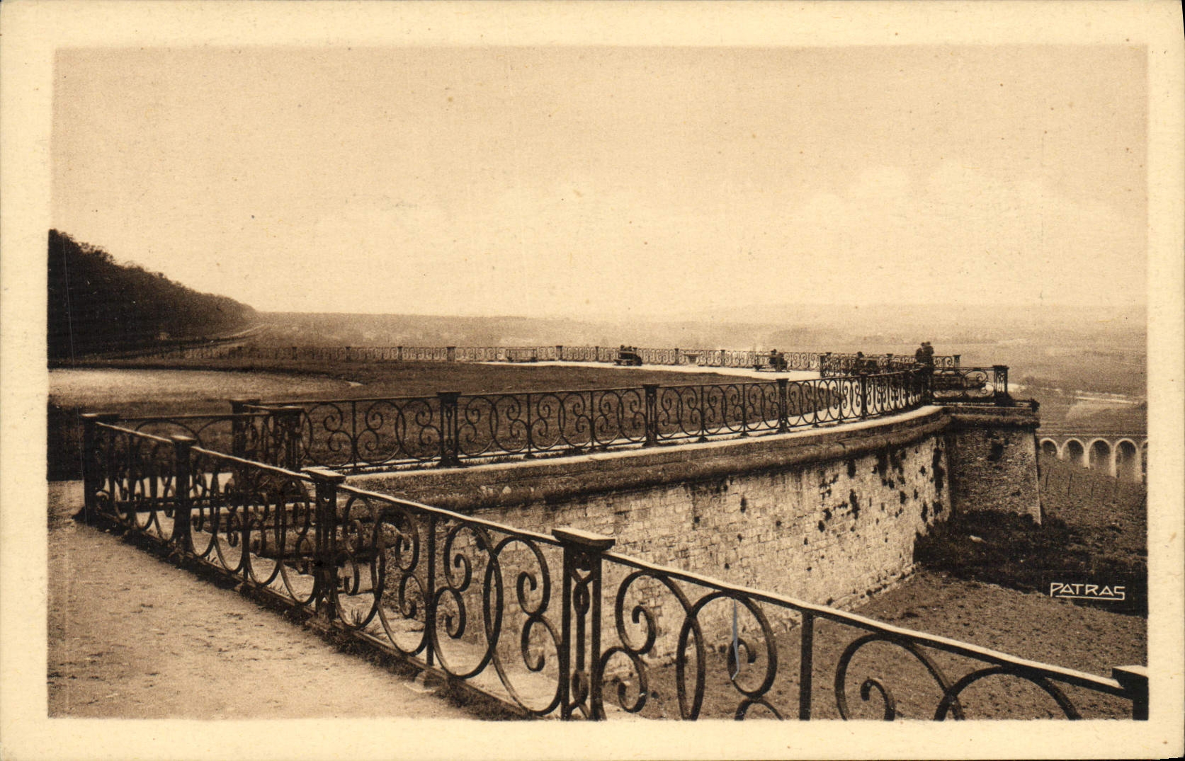 Saint-Germain-en-Laye — La Terrasse — Patras