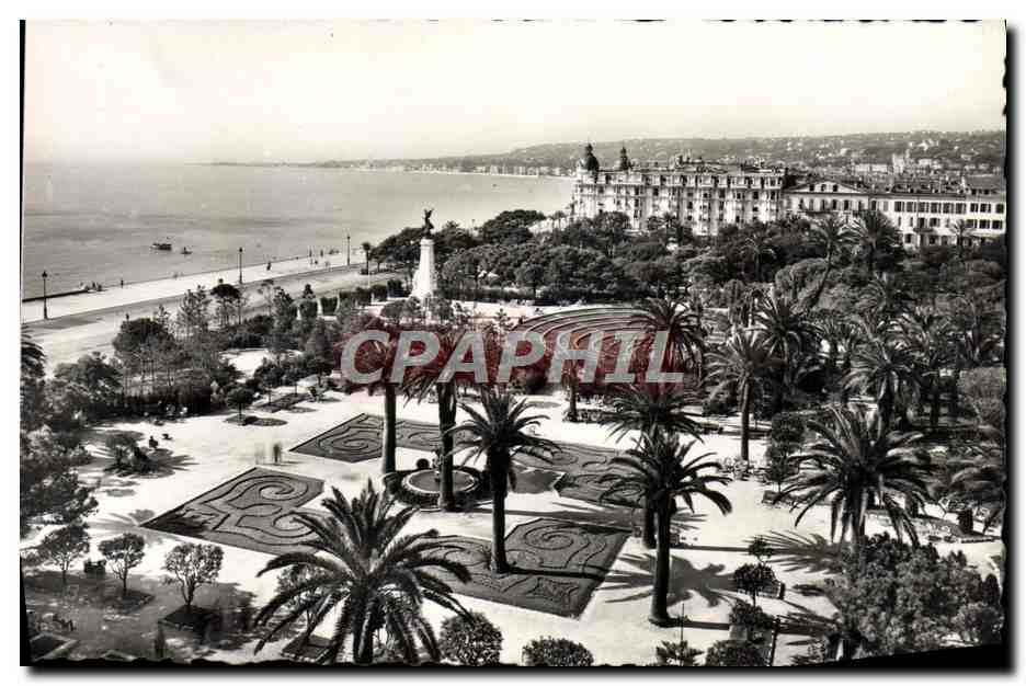 CPM Nice Les Jardins Albert 1er La Promenade des Anglais