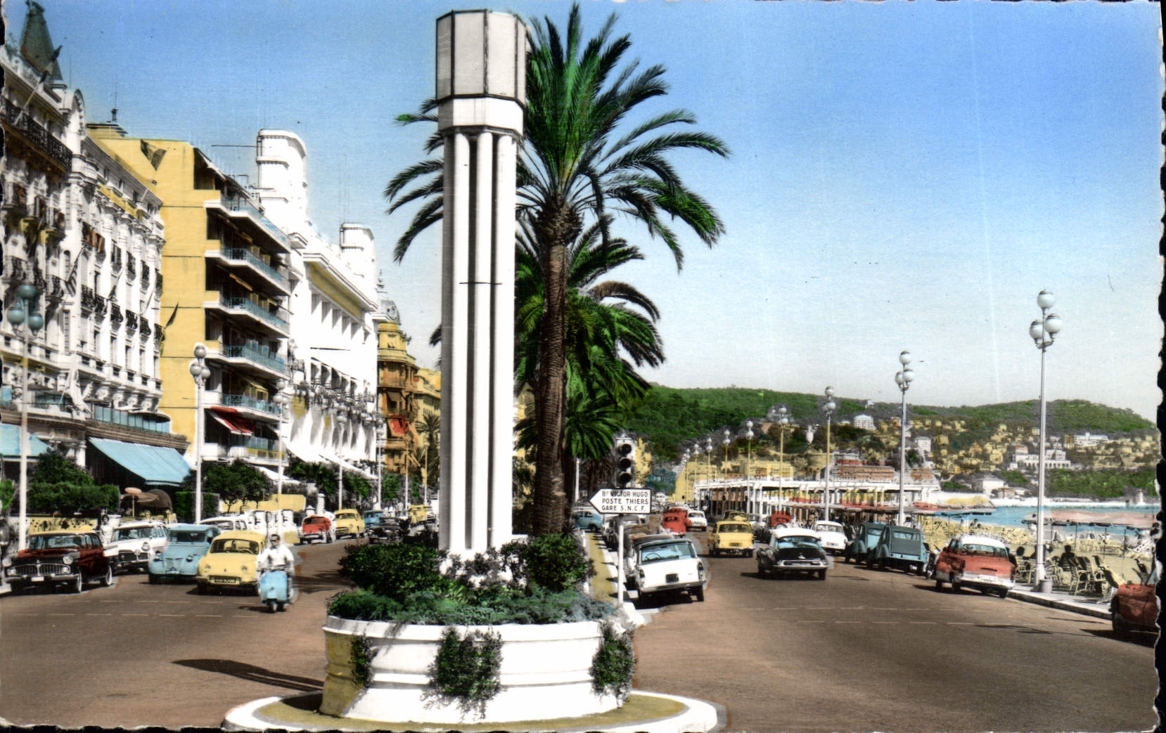 CPM Nice La Promenade des Anglais Scooter Vespa Moto 