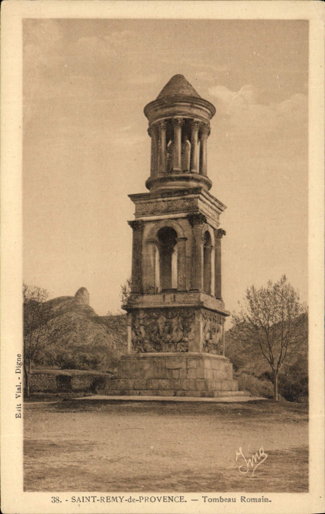 Saint-Rémy-de-Provence — Tomba romana — Edit Vial, Digne, n°38