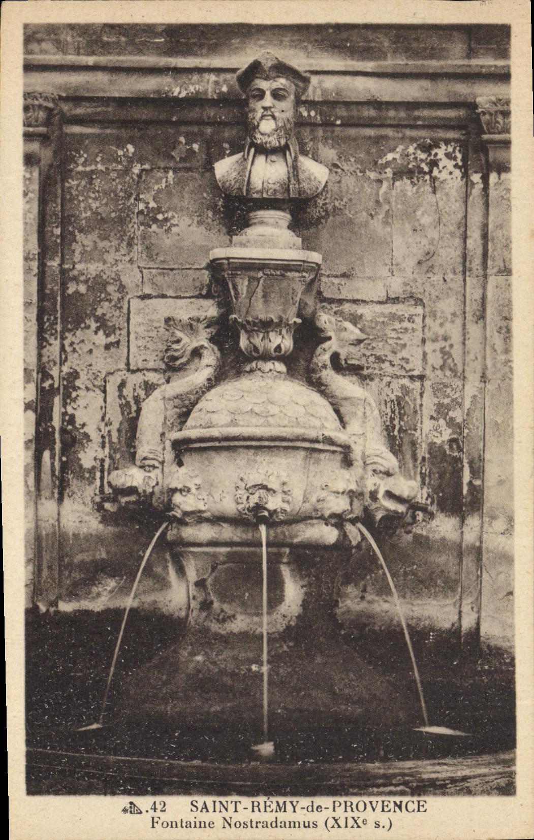 Fontaine Nostradamus — Saint-Rémy-de-Provence (XIXe s.) — CH des Arts Photomécaniques, Paris