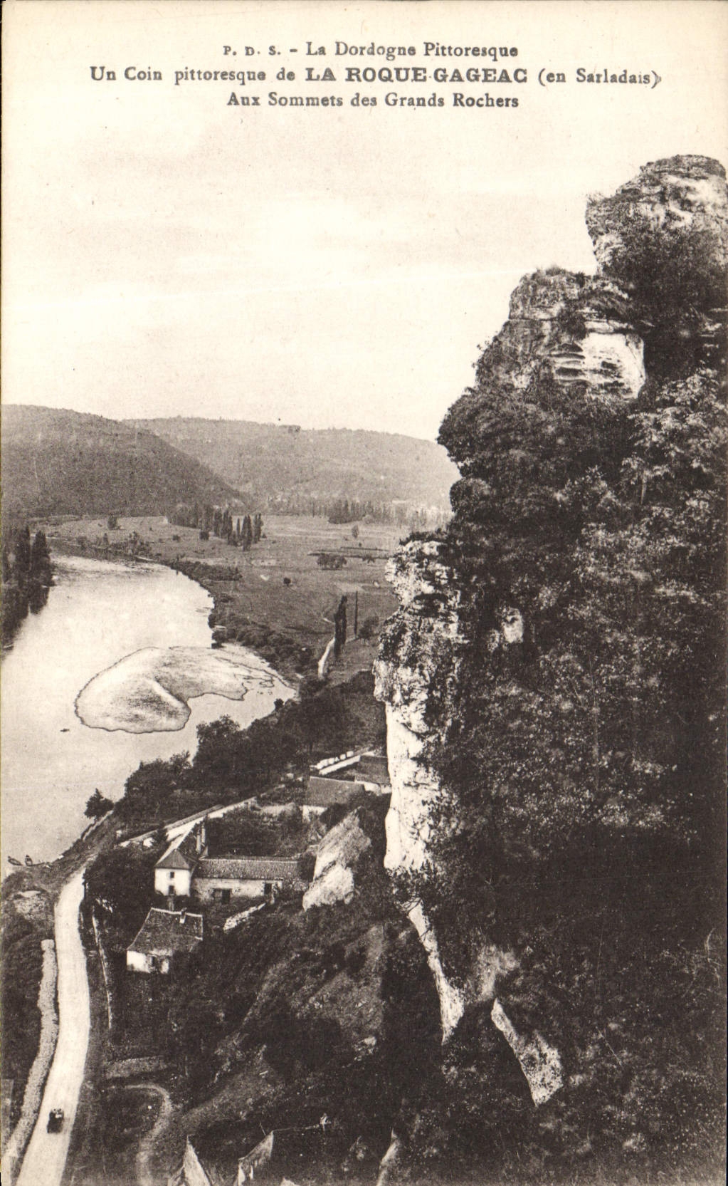 La Roque-Gageac — Ein pittoreskes Stück der Dordogne zwischen den Gipfeln der großen Felsen — P.D.S.