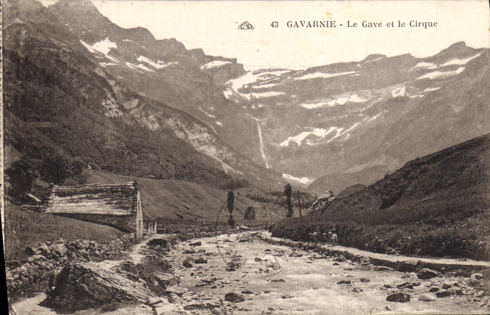 CPA Gavarnie Le Gave et le Cirque
