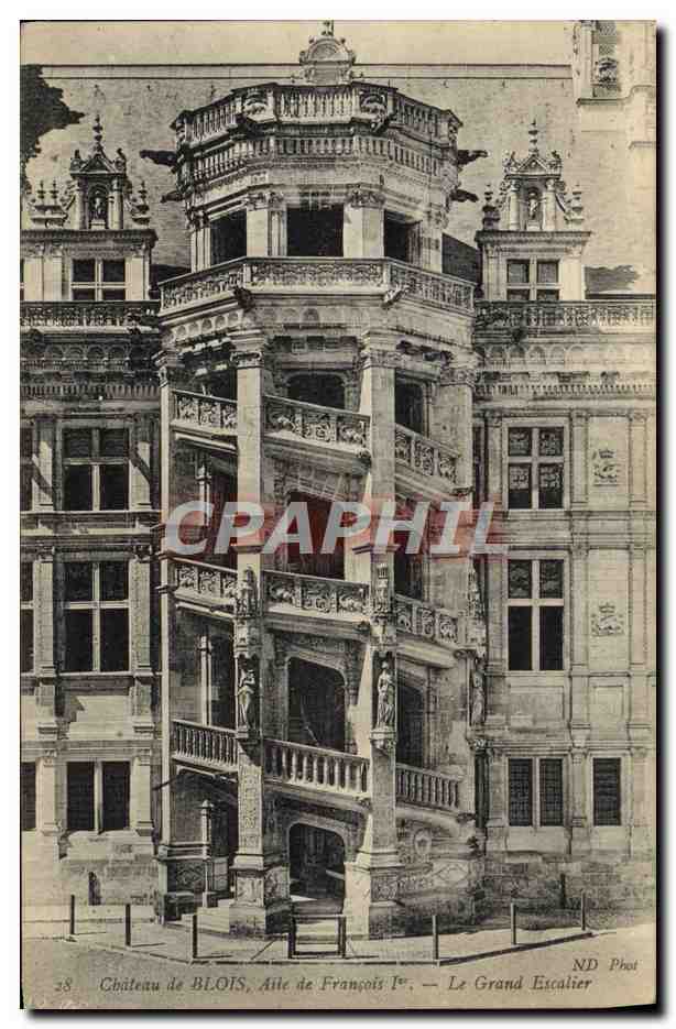 Schloss BLOIS, Flügel von François Ier — Der Große Treppenaufgang — ND Phot