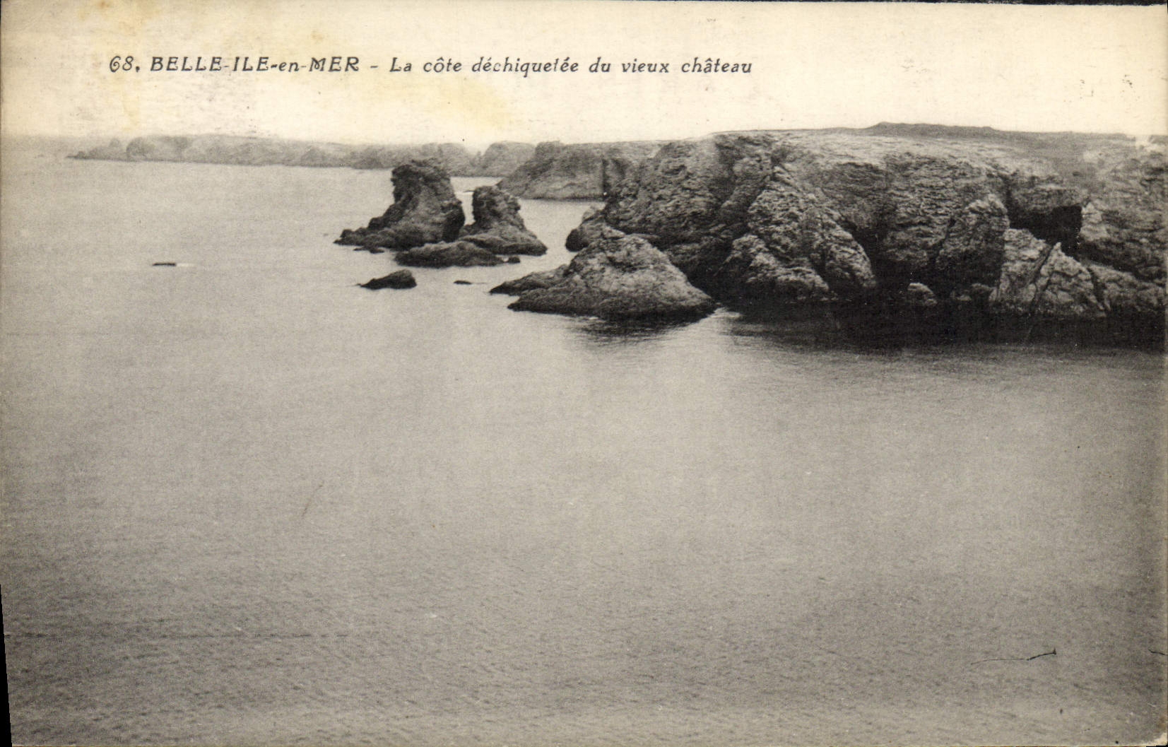 Belle-Île-en-Mer — La côte déchiquetée du vieux château — J. Nozars, Édit. du Coteau