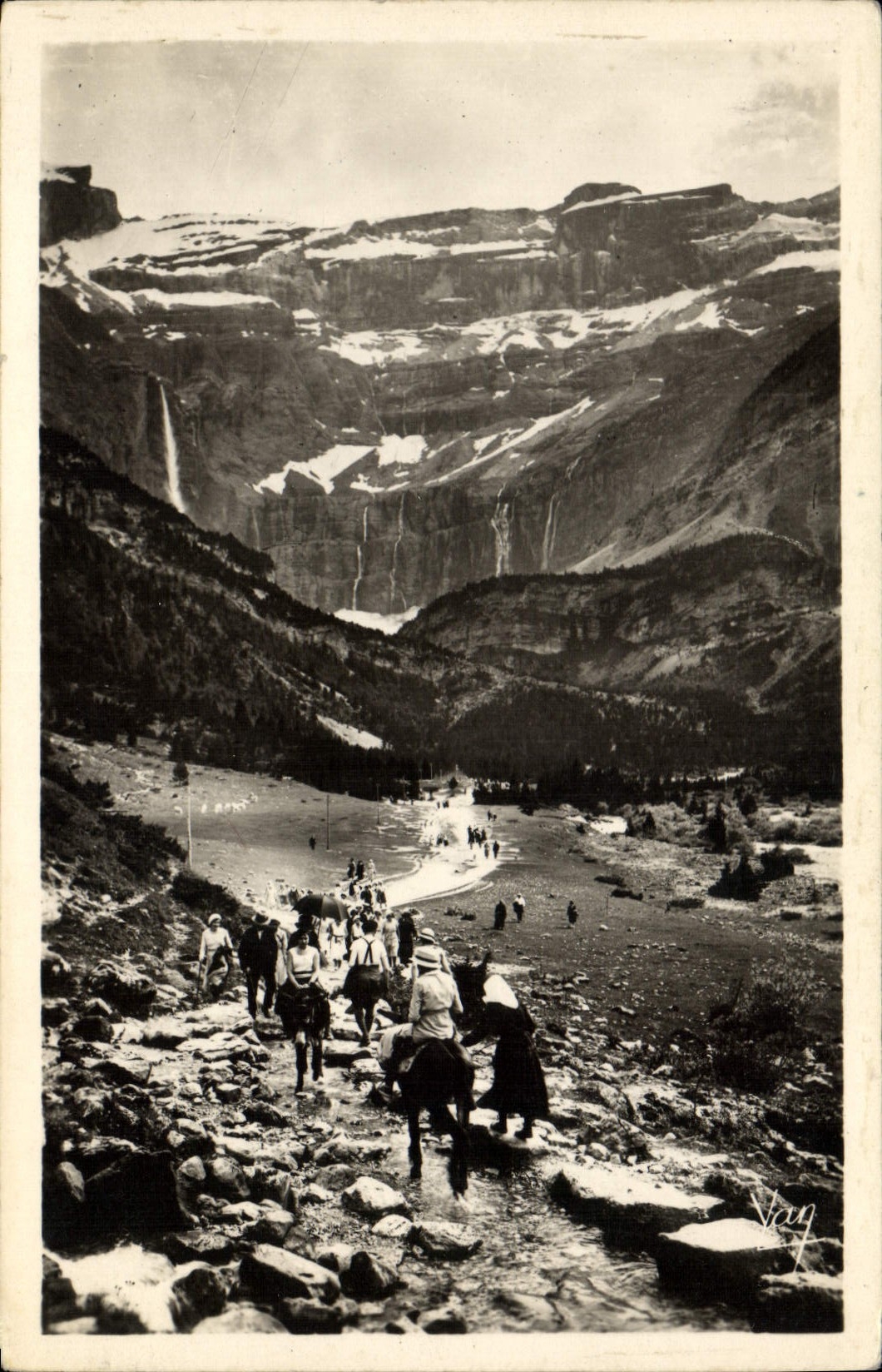 CPM Gavarnie Chemin Du Cirque Au Plateau De La Prade