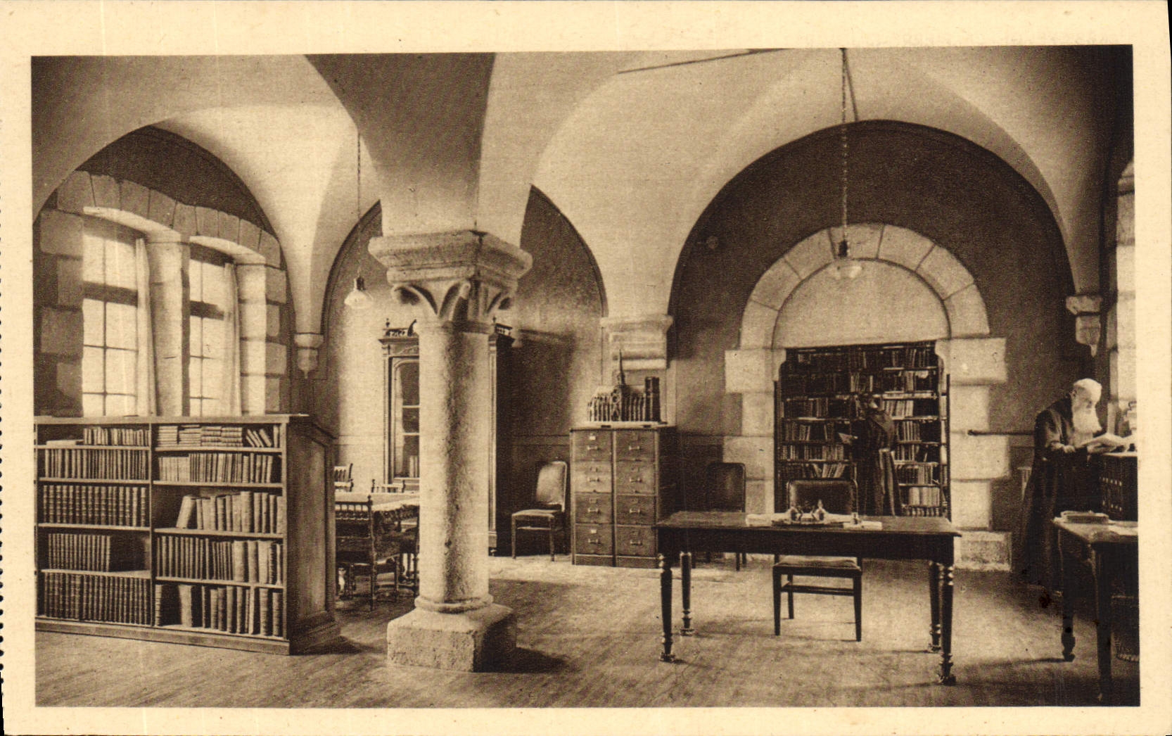 Abbaye de La Pierre-qui-Vire — Salle de lecture — Édition de l'Abbaye