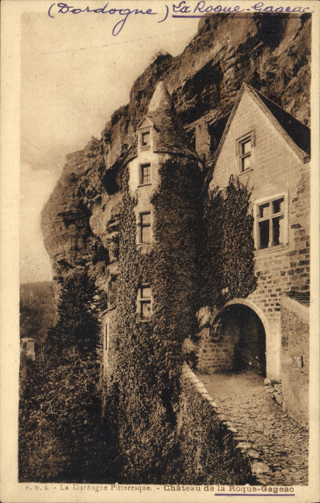 La Roque-Gageac — Château de la Roque-Gageac — P.D.S.