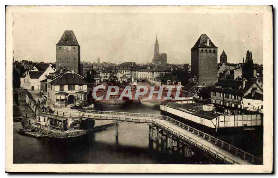 CPA Strasbourg Vue Prise Des Ponts Couverts