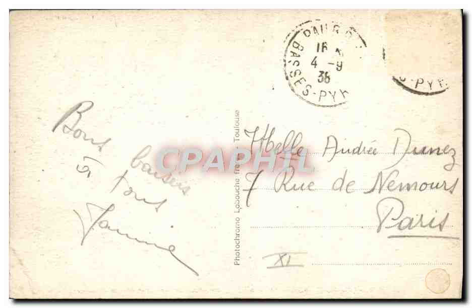 CPA Pau Les Basses Pyrenees Chateau Henri IV Donjon et entree — Verso