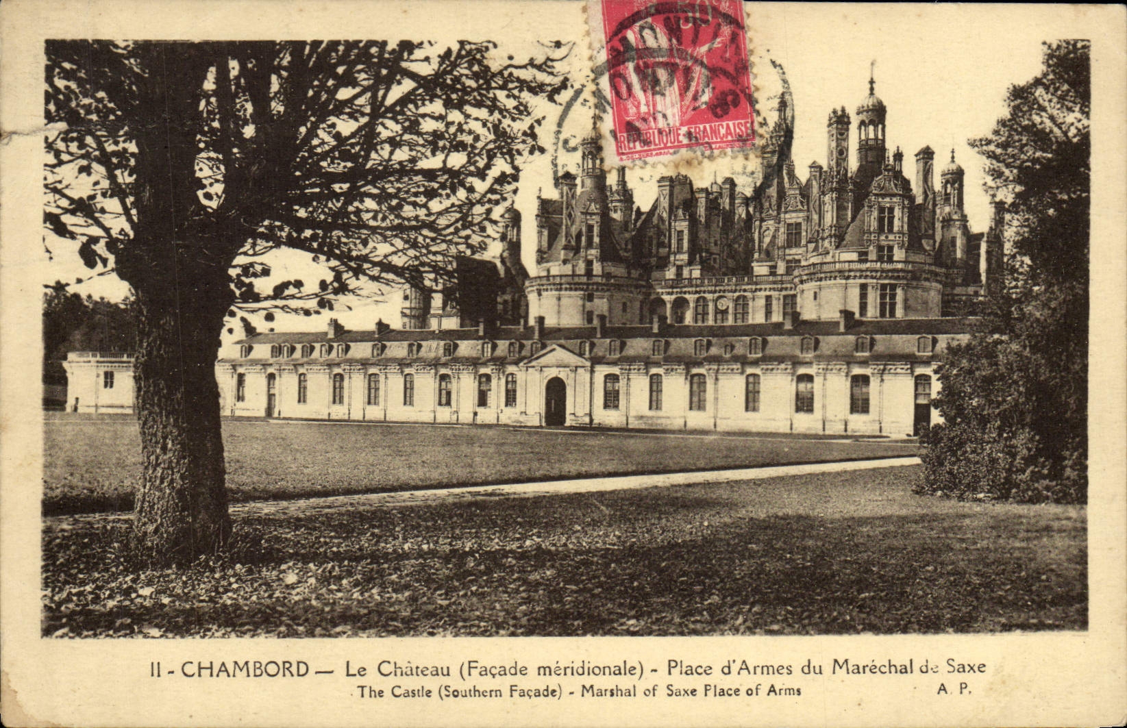 CPA Chambord Le Chateau Place D'Armes Du Marechal Du Saxe