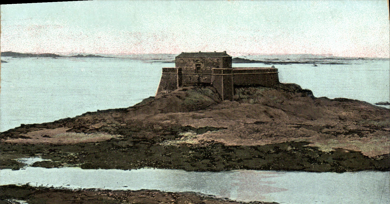 Fort de l'Île de la Jument — vue panoramique — éditeur non identifié