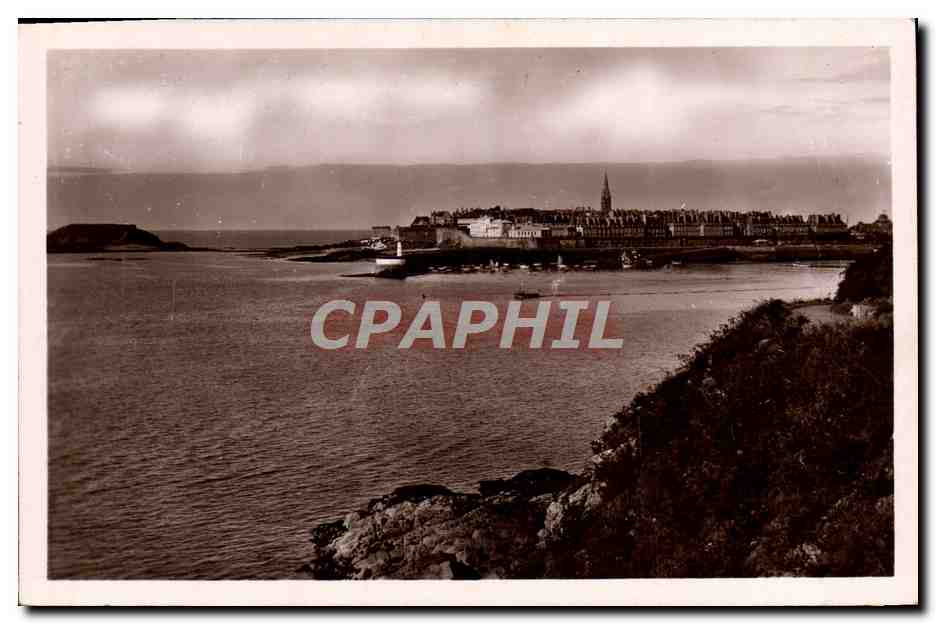 Saint-Malo — Vue générale prise de la Corniche d'Aleth — R. Boile, St-Malo