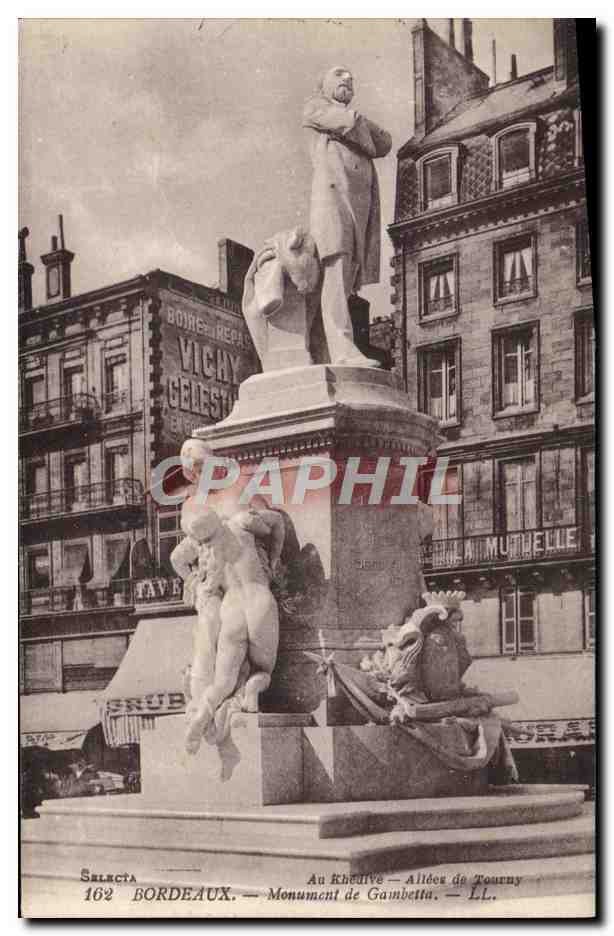 CPA Bordeaux Monument De Gambetta