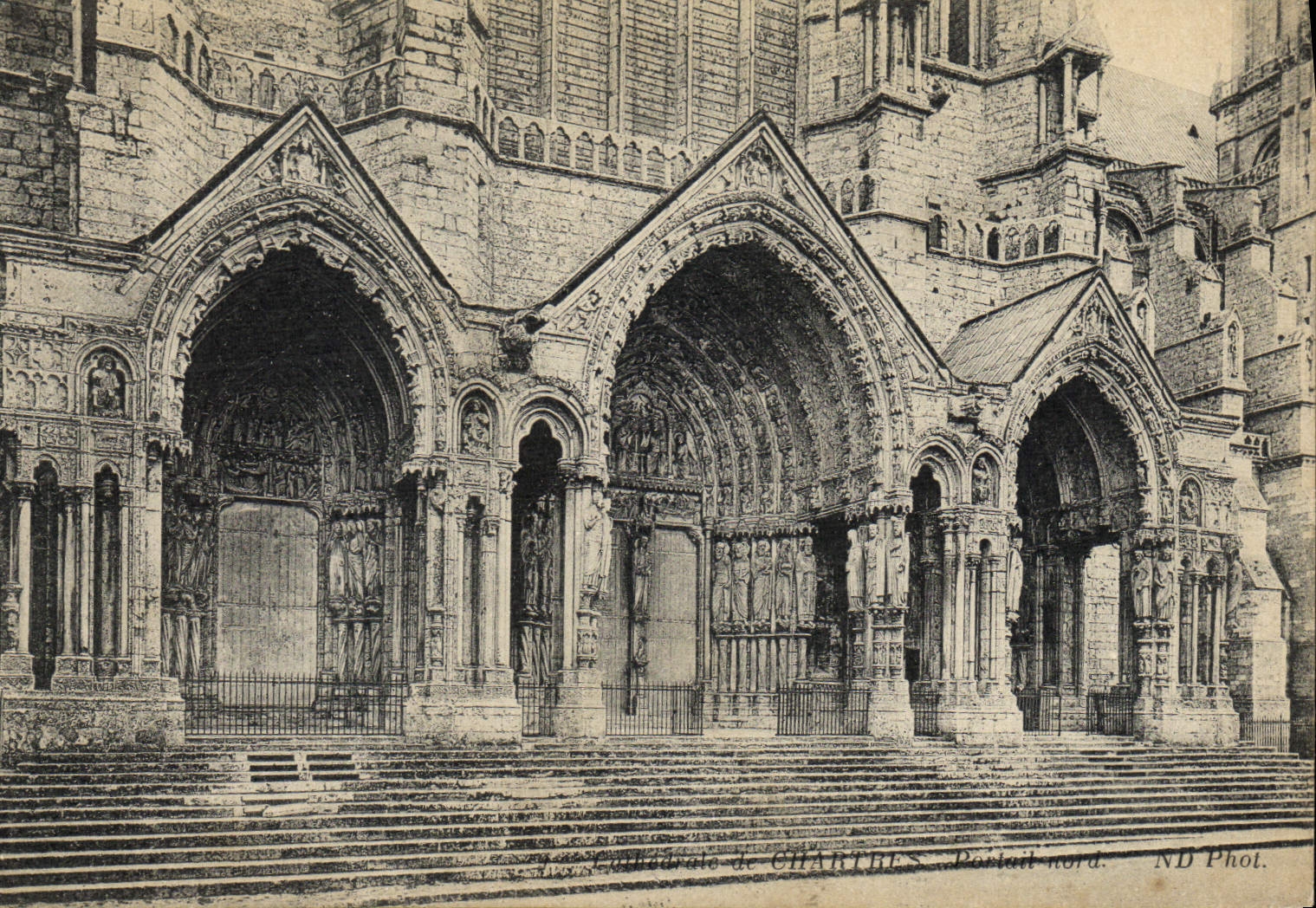 Cathédrale de Chartres — Portail nord — J. CHARTHES Phot.