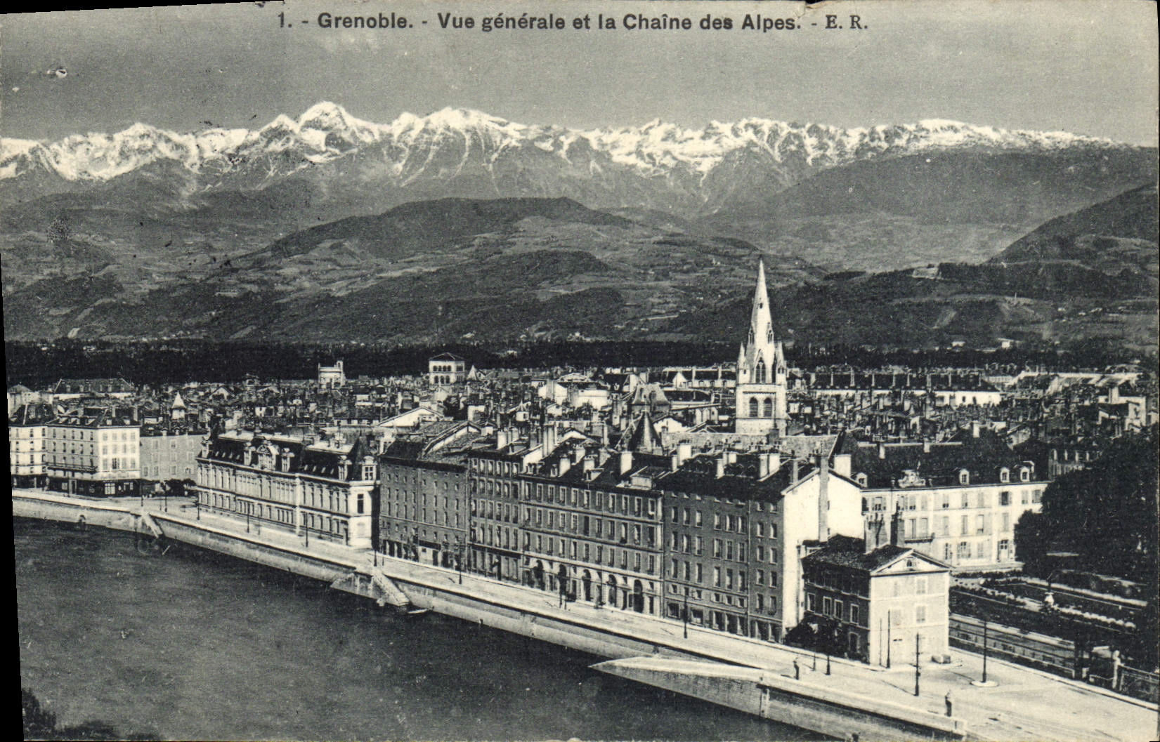 Grenoble - Vue générale et la Chaîne des Alpes - E.R.