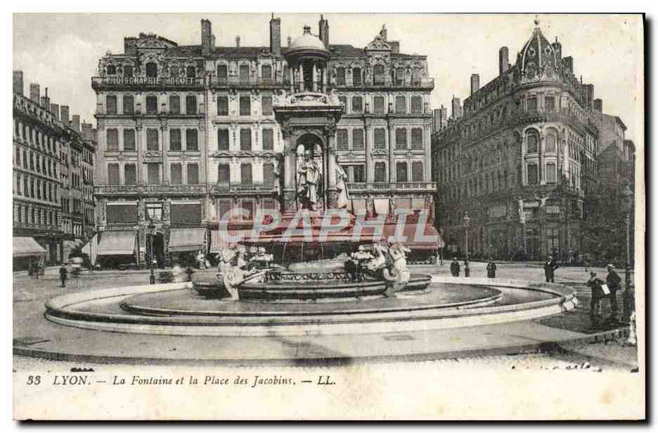 LYON — La Fontaine et la Place des Jacobins — Photographie Jocgoet
