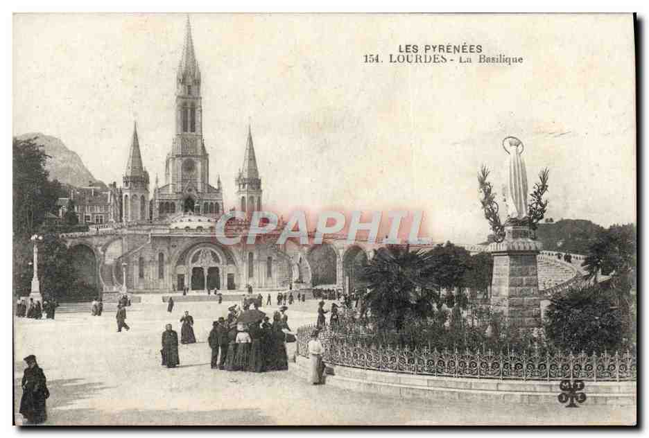 CPA Lourdes La Basilique