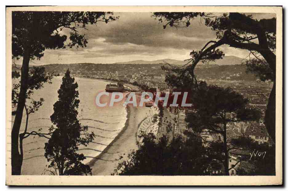 CPA Nice Vue Generale et Baie des Anges
