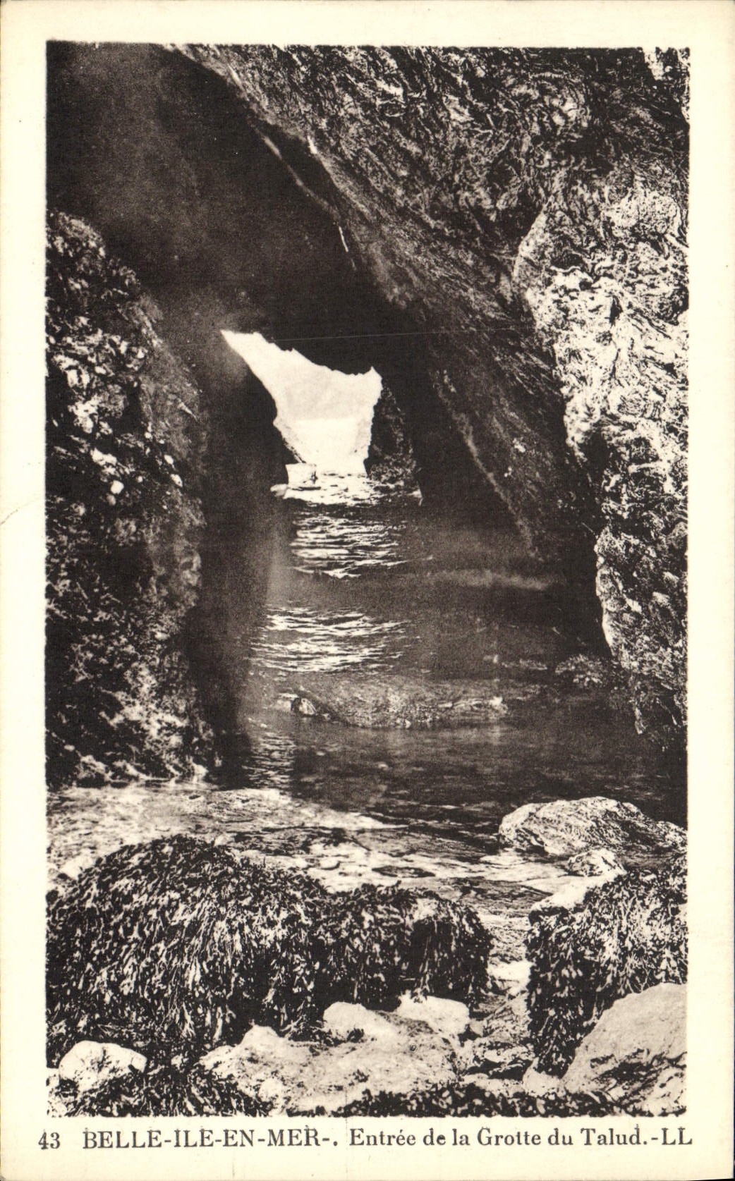 Belle-Île-en-Mer — Entrée de la Grotte du Talud — LL n°43