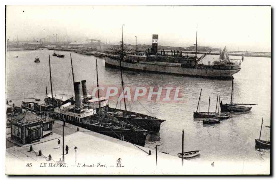 CPA Le Havre L'Avant Port Bateaux