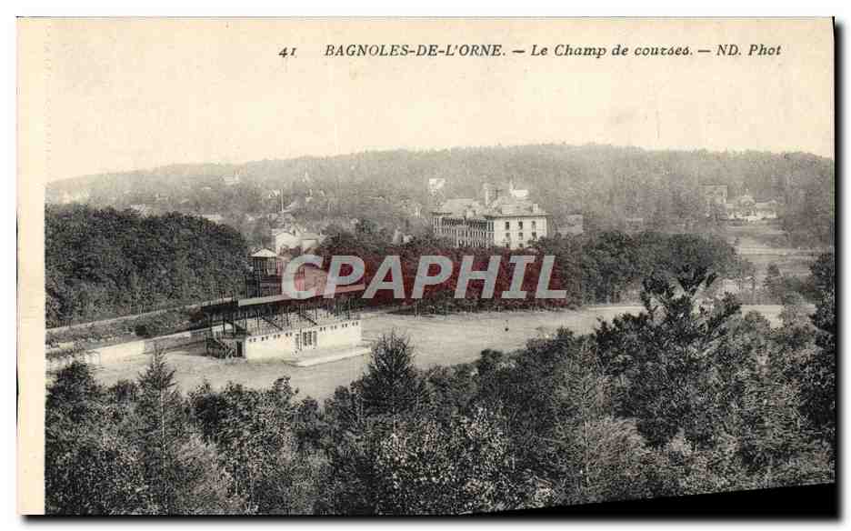 CPA Bagnoles De L'Orne Le Champ de Courses Hippisme