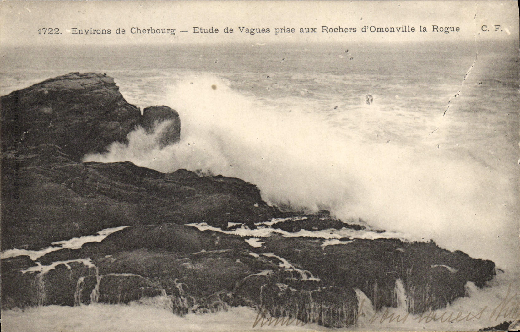 Environs de Cherbourg — Étude de Vagues prise aux Rochers d'Omonville la Rouge — C.F.