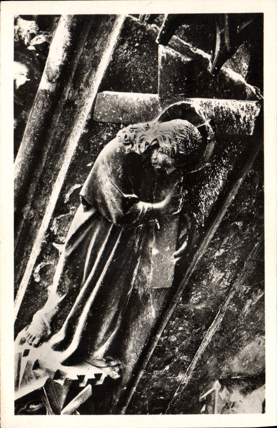 Cathédrale de Reims — La Montée au Calvaire — Voussures du Grand Portail — Ed. Reims Cathédrale