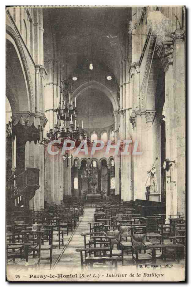 CPA Paray le Monial Interieur de la Basilique