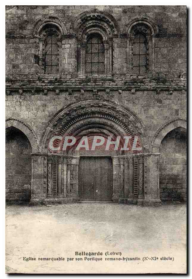 CPA Bellegarde Eglise Temarquable Portique Romano byzantin