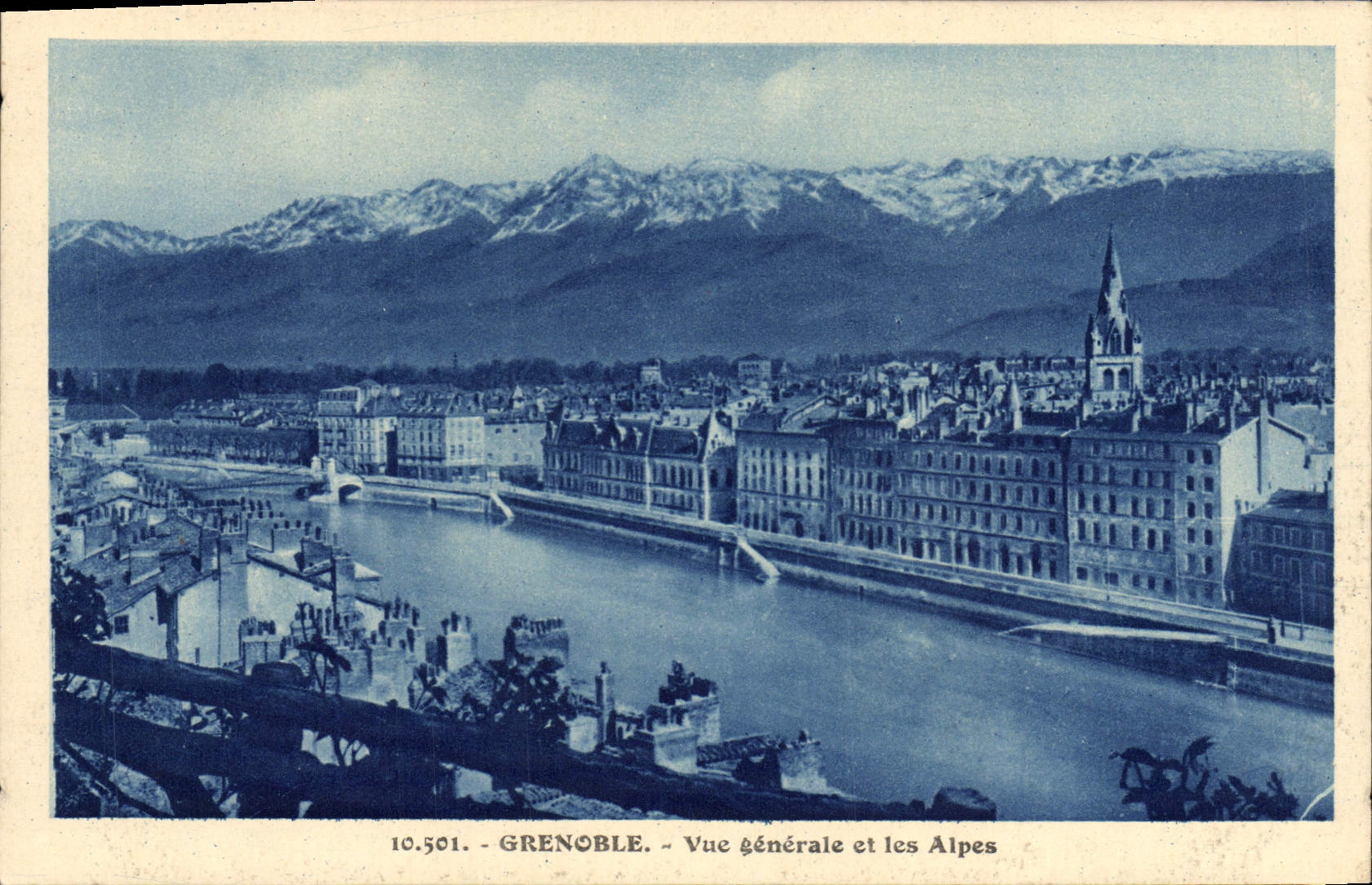 Grenoble — Vue générale et les Alpes — éditeur Dauphink, n° 10.501