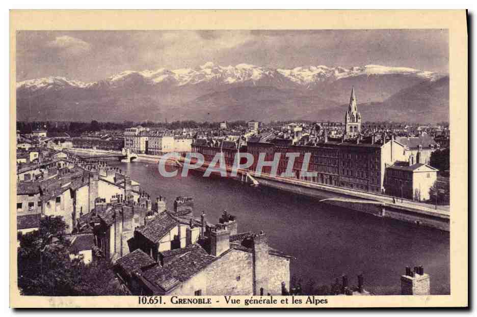 CPA Grenoble Vue Generale Et Les Alpes