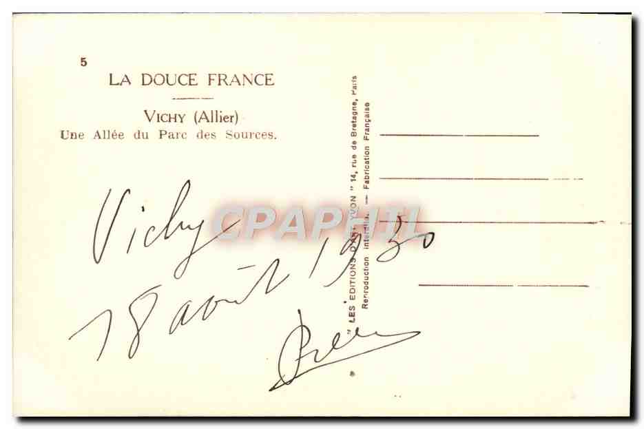 CPA Vichy Une Allee Du Parc Des Sources — Verso