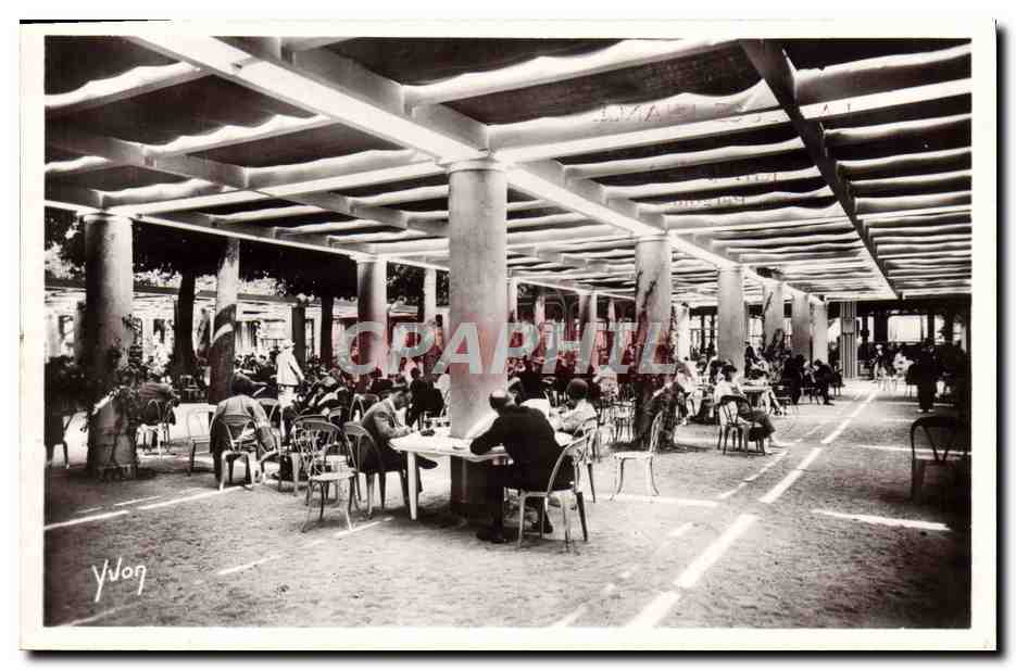 CPA Vichy Les Pergolas