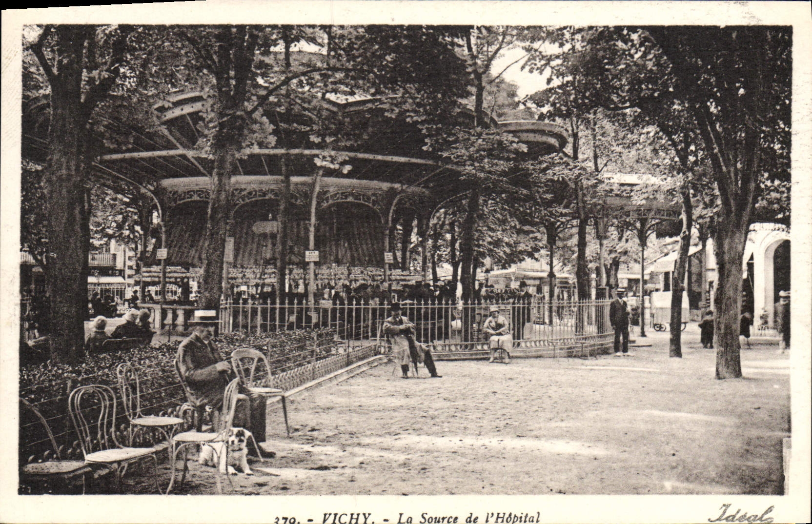 CPA Vichy La Source De I'Hopital